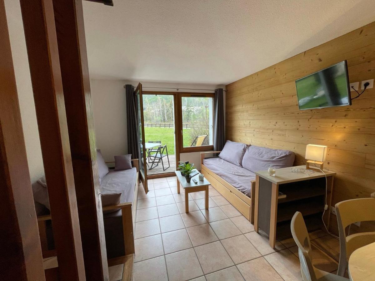 Les Chalets Du Jardin Alpin La Salle-les-Alpes Exterior photo